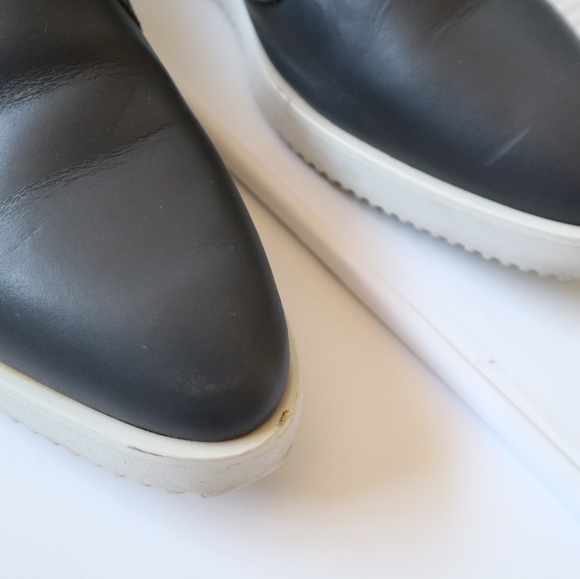 Everlane Leather Street Shoe - Picture 5 of 5
